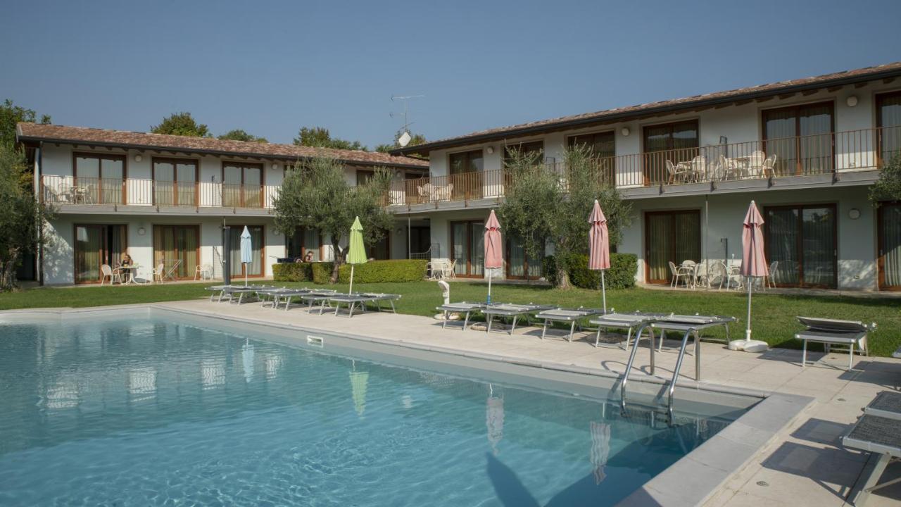Residence Molino - Holiday Apartments Manerba del Garda Exterior foto