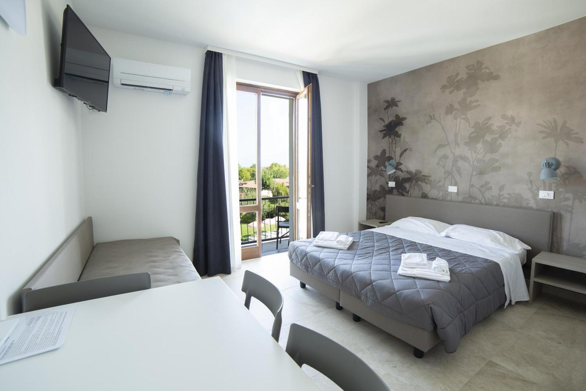 Residence Molino - Holiday Apartments Manerba del Garda Exterior foto