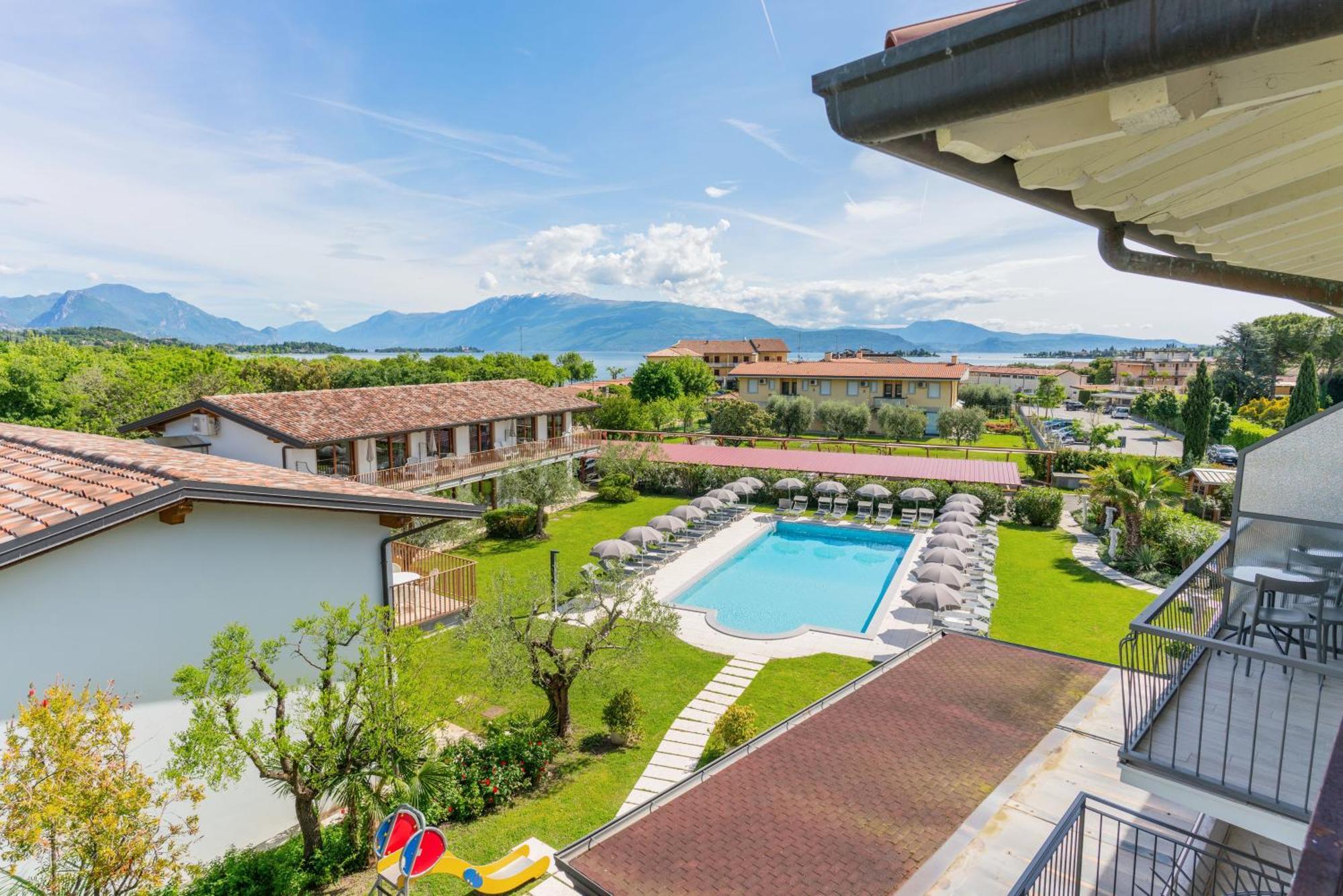 Residence Molino - Holiday Apartments Manerba del Garda Exterior foto
