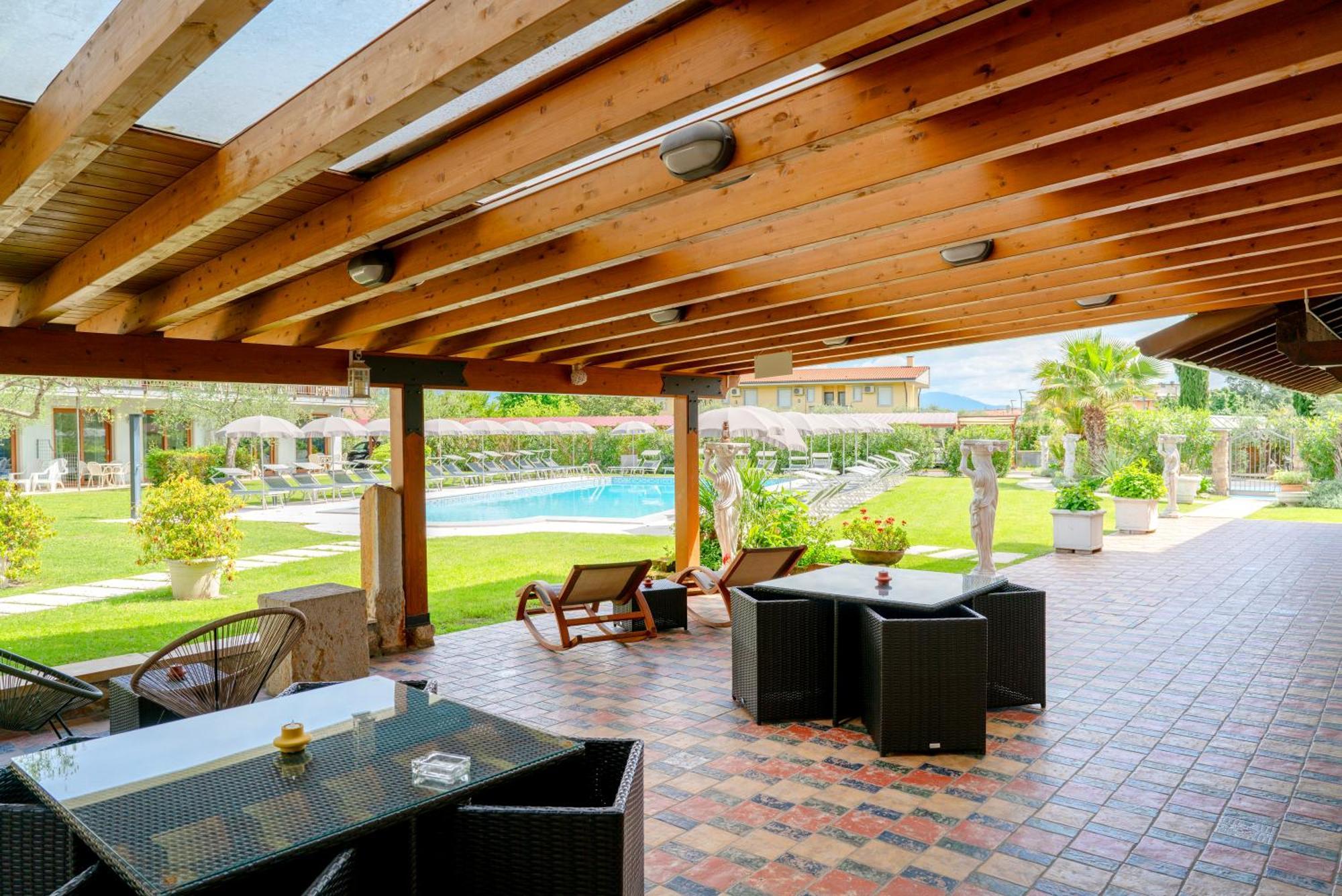 Residence Molino - Holiday Apartments Manerba del Garda Exterior foto